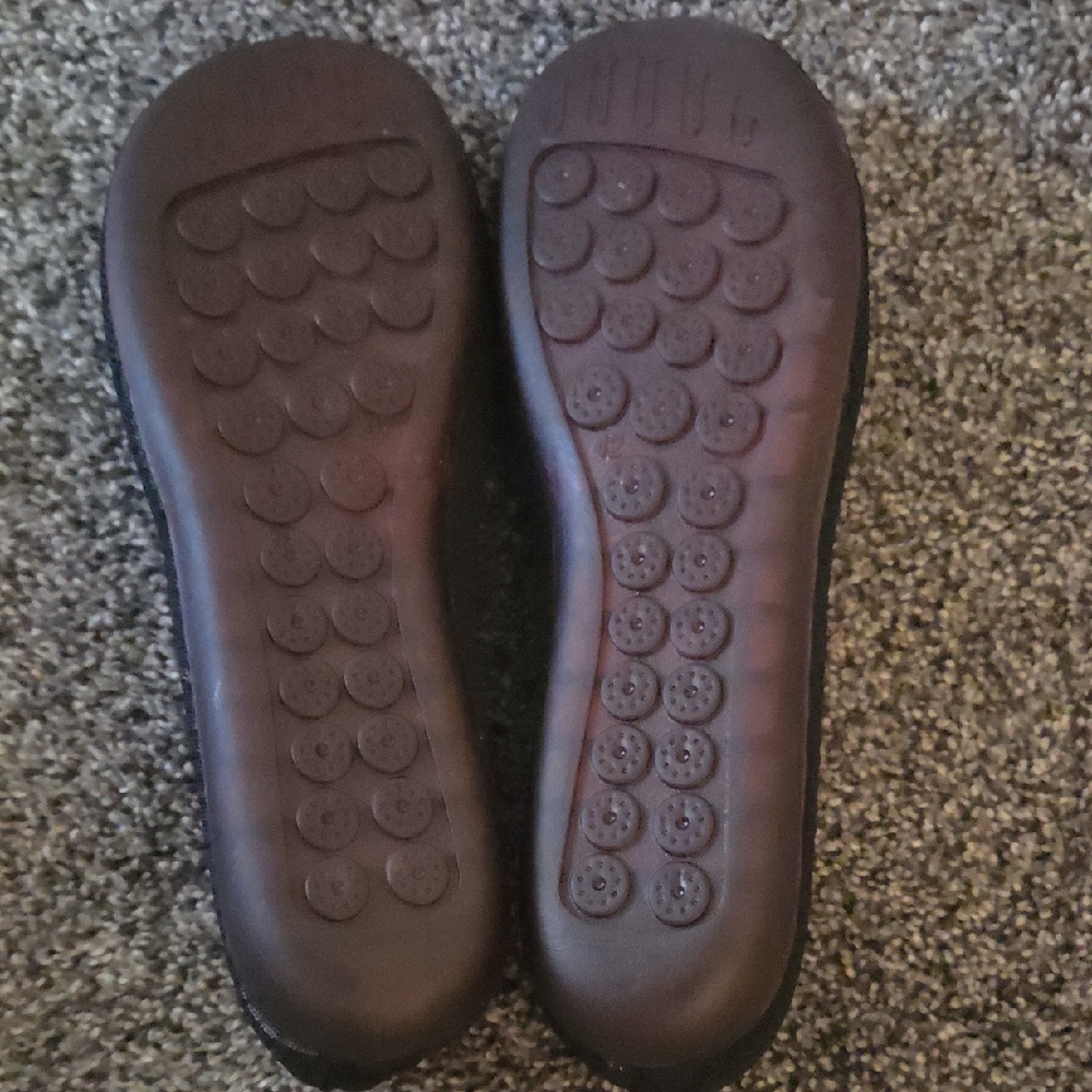Women's Beige and Black Knit Ballet Flats - Picture 8 of 10